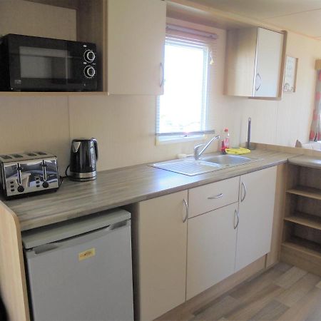 Kingfisher : Horizon Ii:- 8 Berth, Close To Site Entrance Ingoldmells Buitenkant foto
