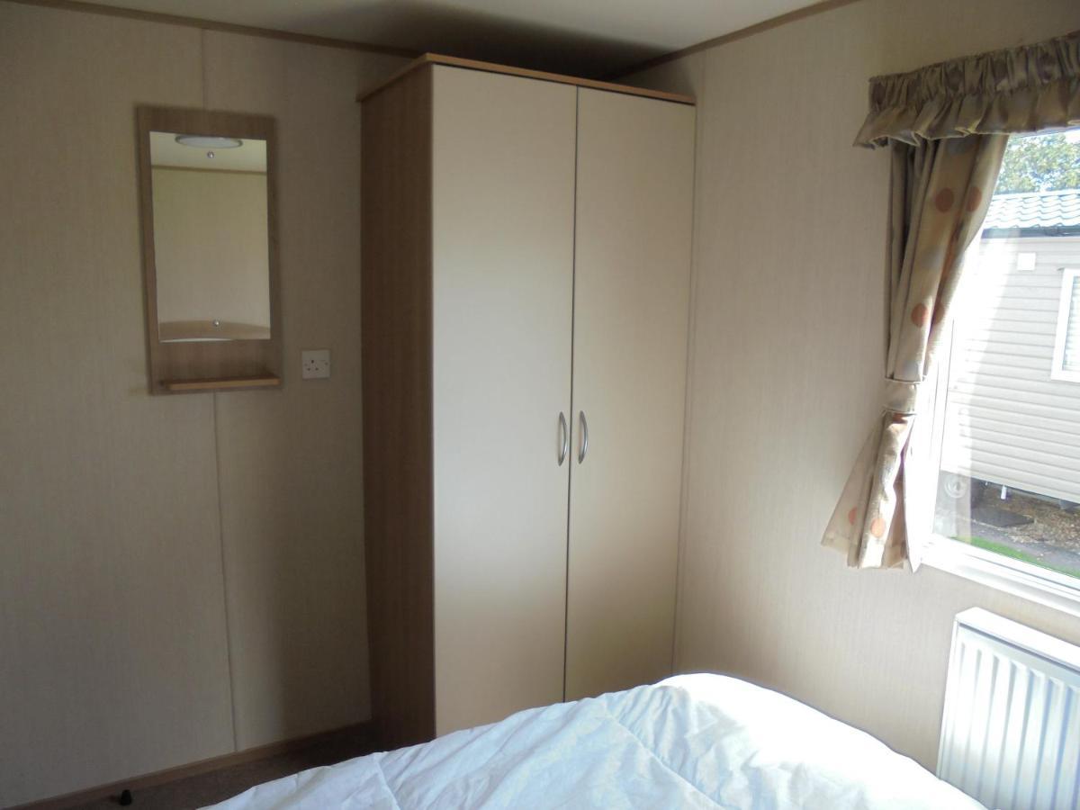 Kingfisher : Horizon Ii:- 8 Berth, Close To Site Entrance Ingoldmells Buitenkant foto