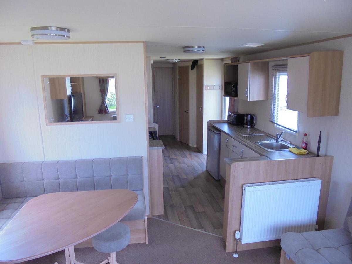 Kingfisher : Horizon Ii:- 8 Berth, Close To Site Entrance Ingoldmells Buitenkant foto