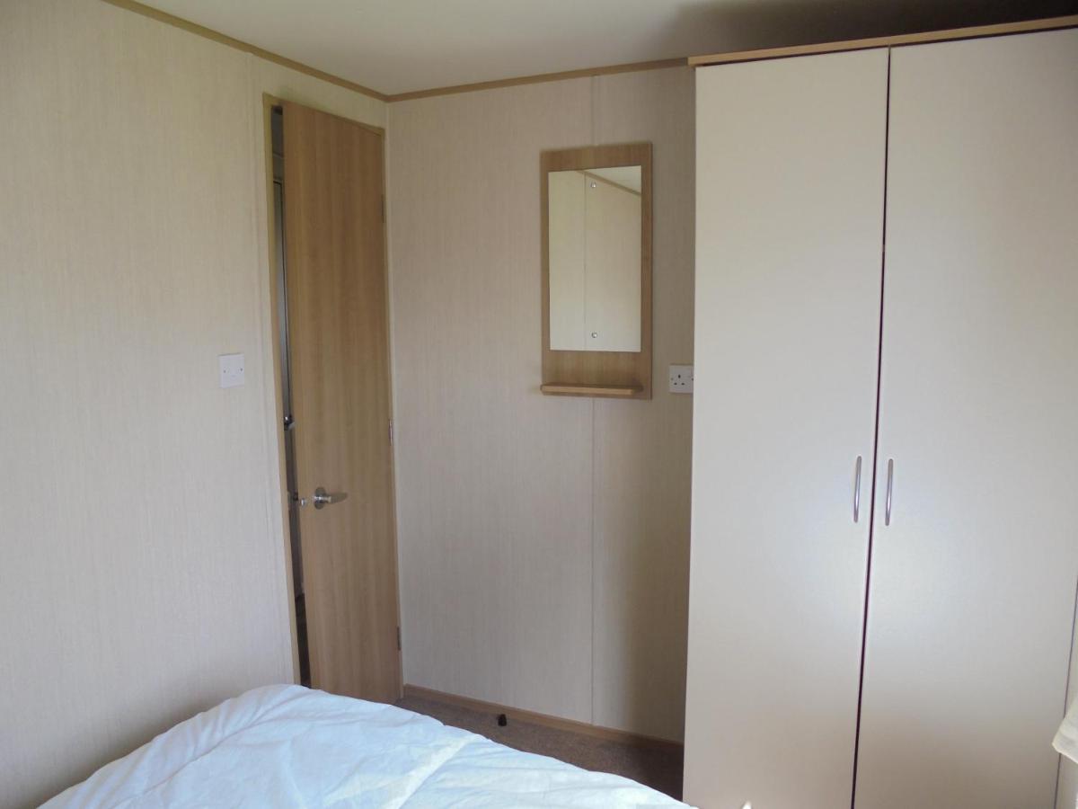 Kingfisher : Horizon Ii:- 8 Berth, Close To Site Entrance Ingoldmells Buitenkant foto