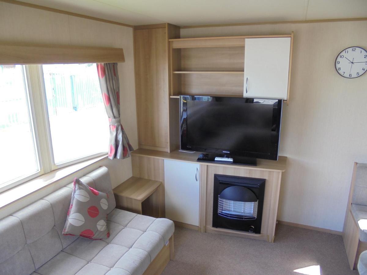 Kingfisher : Horizon Ii:- 8 Berth, Close To Site Entrance Ingoldmells Buitenkant foto